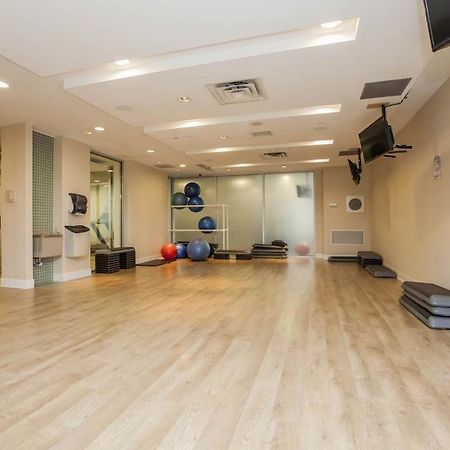 Downtown Mississauga Executive Suites Sq1 Zewnętrze zdjęcie