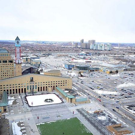 Downtown Mississauga Executive Suites Sq1 Zewnętrze zdjęcie