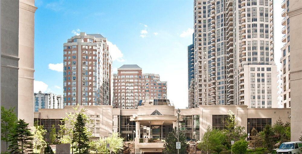 Downtown Mississauga Executive Suites Sq1 Zewnętrze zdjęcie