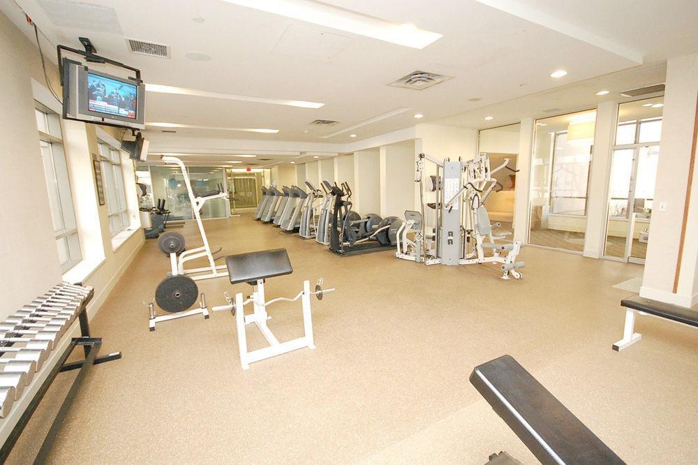 Downtown Mississauga Executive Suites Sq1 Zewnętrze zdjęcie